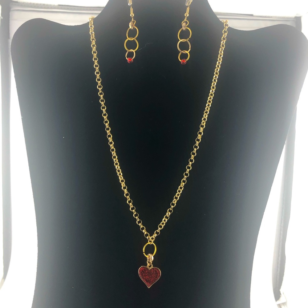 Necklace & earring, two piece, set red heart with sparkling gold with gold chain
